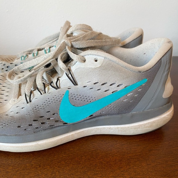 Nike Flex 2017 Run Sneakers - Size 8 - Picture 5 of 14